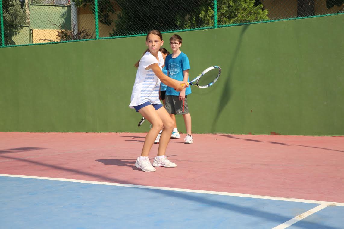 Geleceğin Federer ve Sharapova’ları  Buca’da yetişiyor