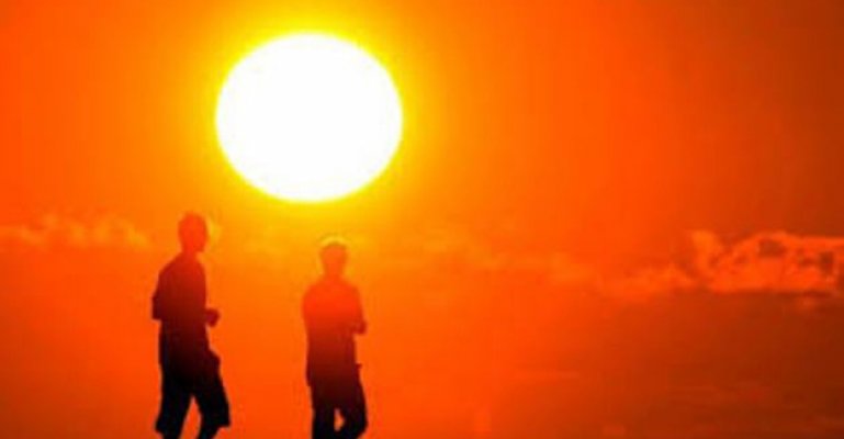 AŞIRI GÜNEŞ GÖZ HASTALIKLARINA DAVETİYE ÇIKARIYOR