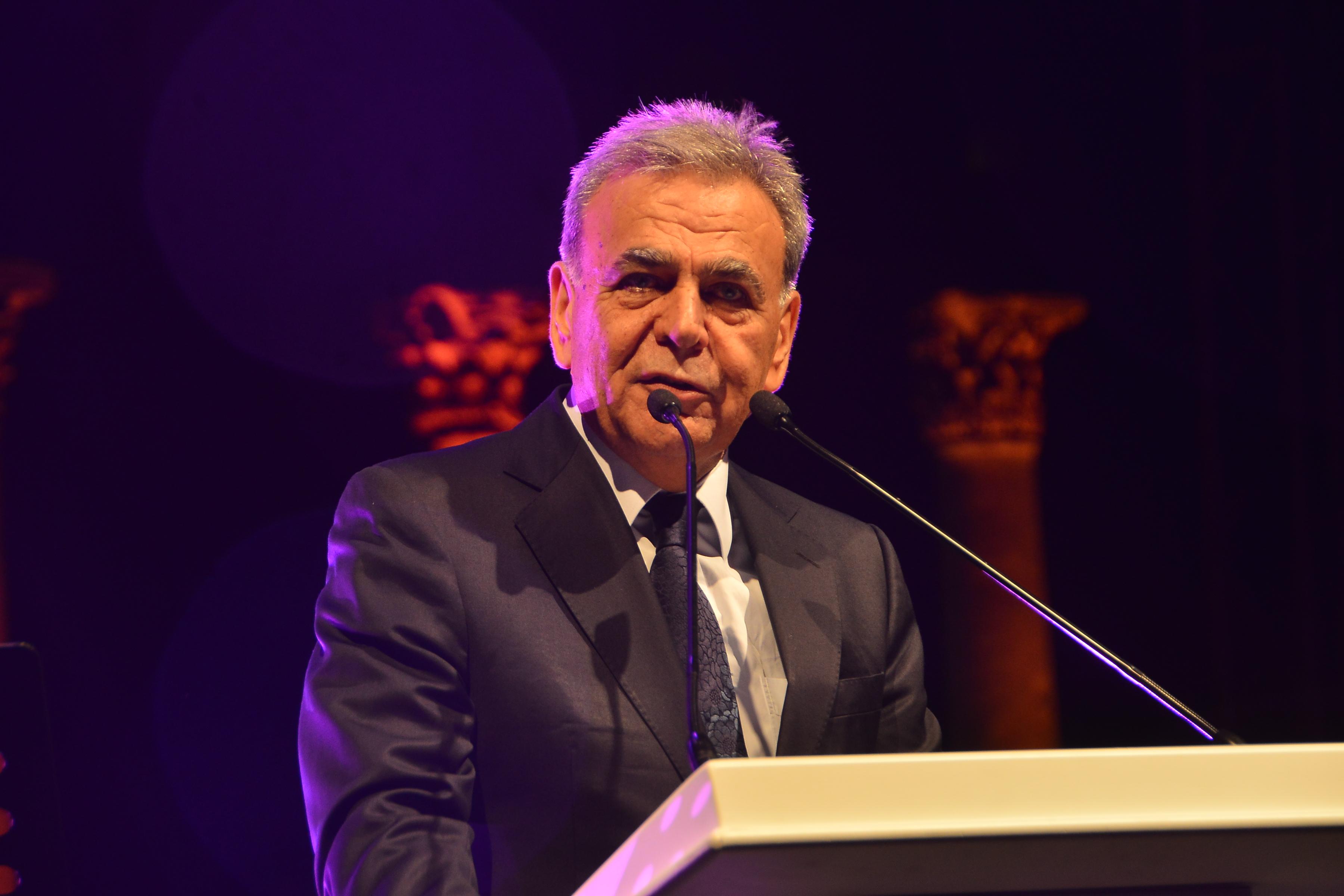 “Bergama ve Efes tamam, şimdi sırada Foça var”