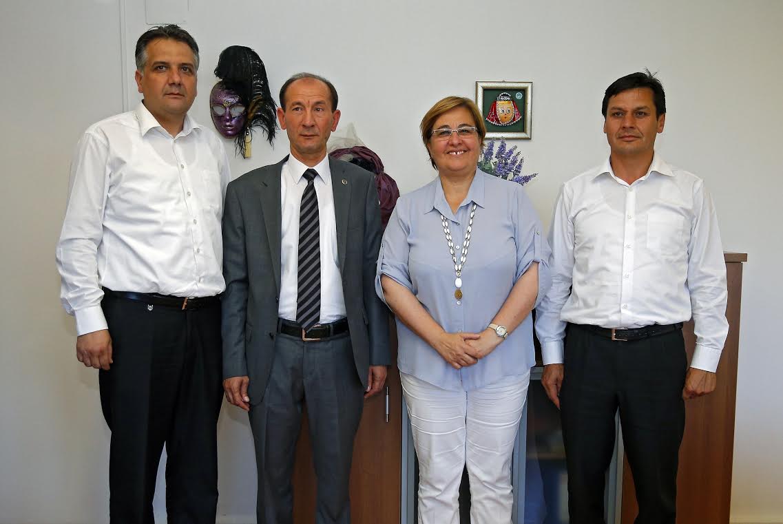 Konak’tan kardeşlik dayanışması