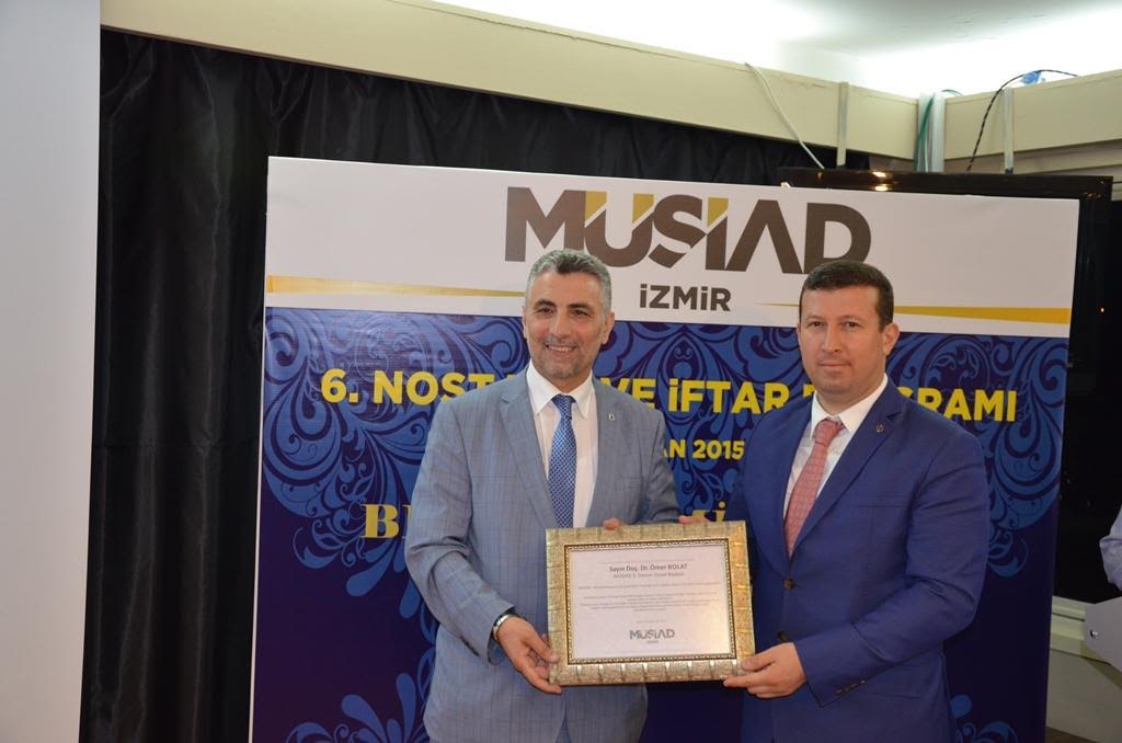 Hükümet Dayatmaya Çalışanlara İtibar Edilmemeli