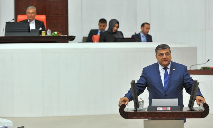 “Hemşire az, hasta çok, nöbet sık, iş ağır!”