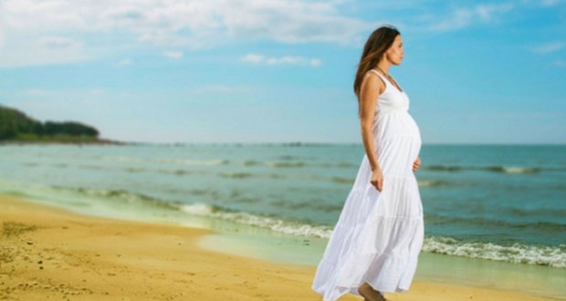 ANNE ADAYLARI TATİLDE MODAYA DEĞİL HAVAYA UYGUN GİYİNMELİ