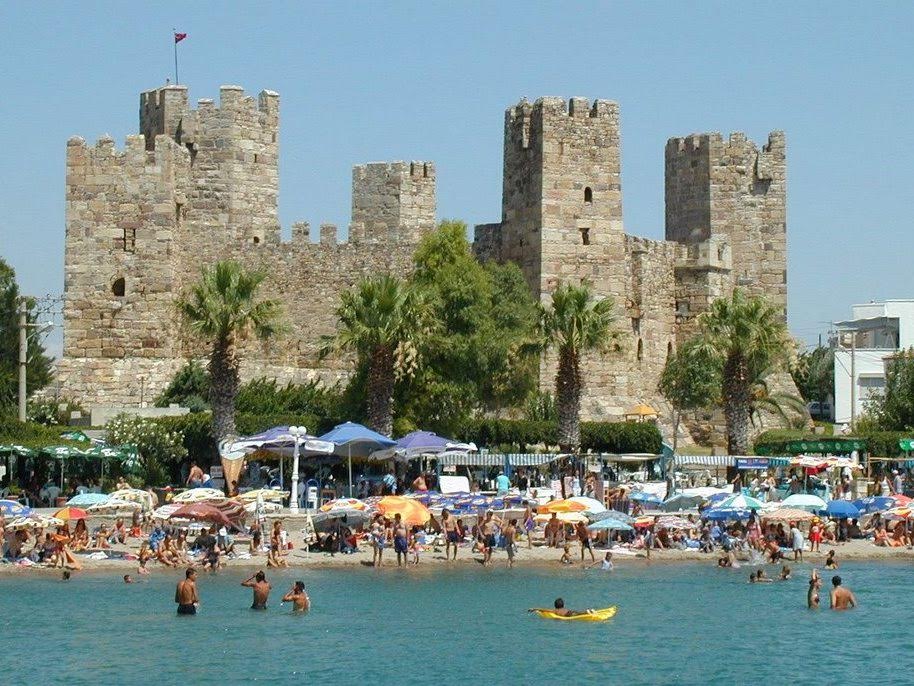 Dikili'nin mavi bayraklı 5 plajı tam not aldı