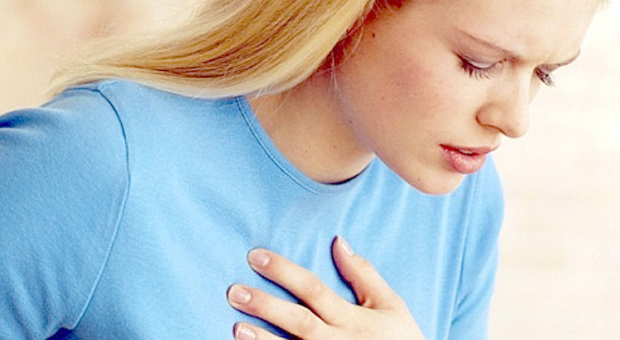 SICAK HAVALARDA GÖĞÜS AĞRISI VE NEFES DARLIĞINA DİKKAT!