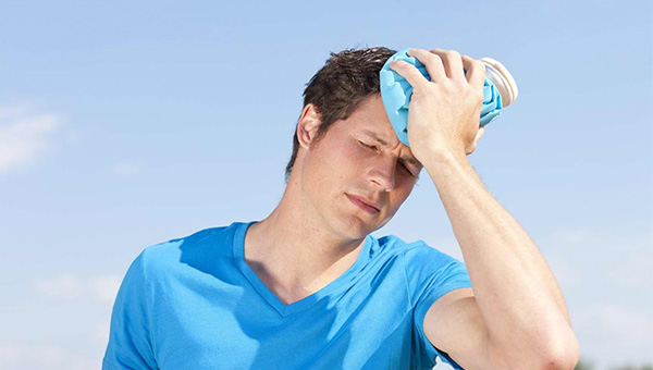 SICAK VE NEMLİ HAVADA SAĞLIKLI KALMANIN YOLLARI