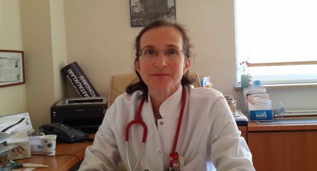 OKULLAR AÇILIRKEN KAYGILANAN AİLELERİN STRESİ ÇOCUKLARA YANSIYOR…
