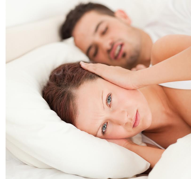 Horlama ve uyku apnesi seksi öldürüyor