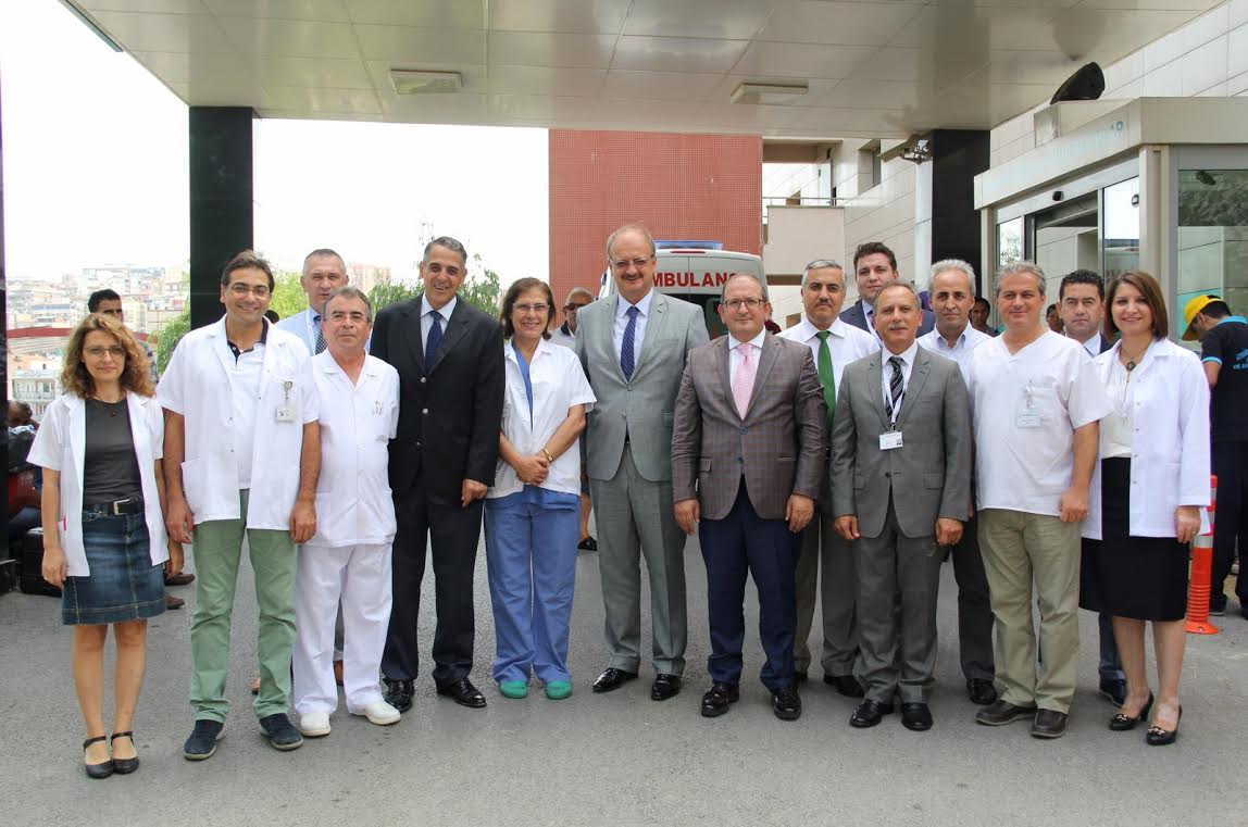 İKÇÜ TIPTA İLK KALP NAKLİ SEVİNCİ