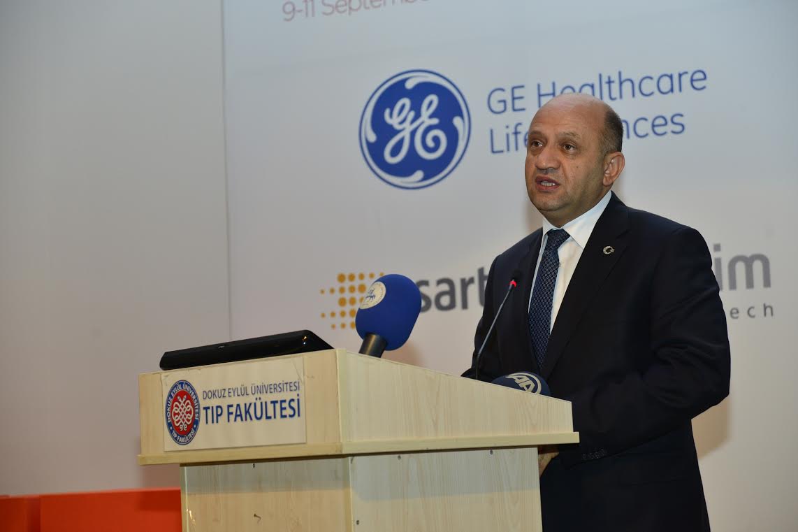 TÜRKİYE'NİN İLK VE TEK BİYOTIP VE GENOM MERKEZİ İZMİR'DE AÇILDI