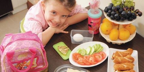 ÇALIŞAN ANNELER İÇİN AKŞAMDAN HAZIRLANABİLECEK KAHVALTI ÖNERİLERİ