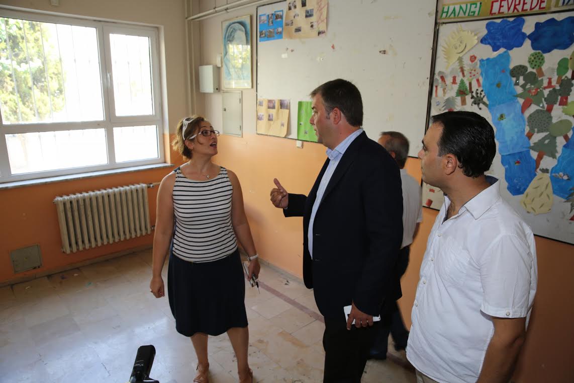 ‘Siz tatile biz tadilata’