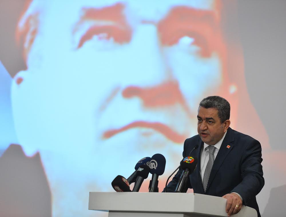 KAHREDEN BİR ÜZÜNTÜ İÇİNDEYİZ..