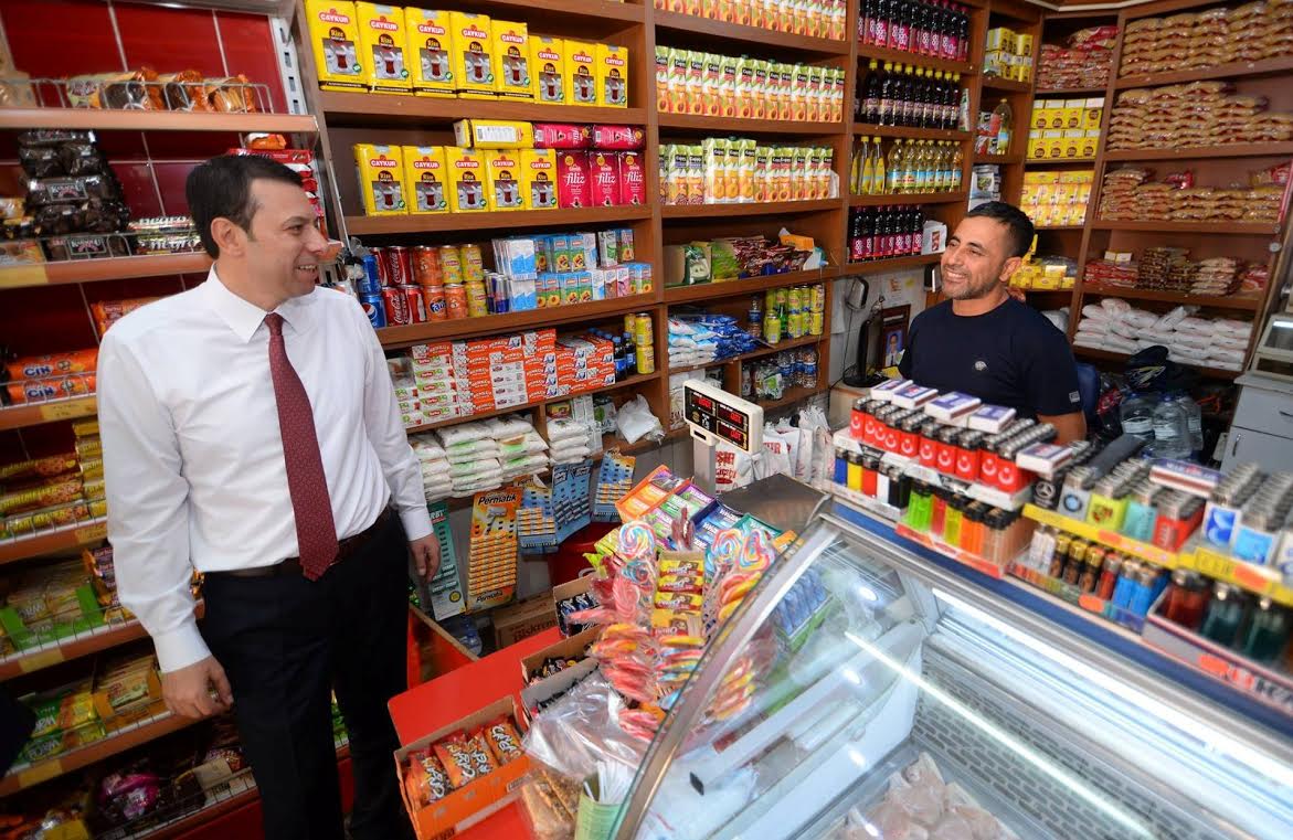 Başkaları vaat eder AK Parti taahhüt eder