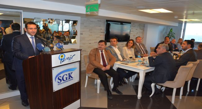 Delican 3 bakan istedi, ilk ismi verdi!