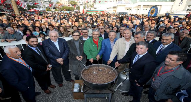 Aşure Gününde birlik ve dostluk mesajı