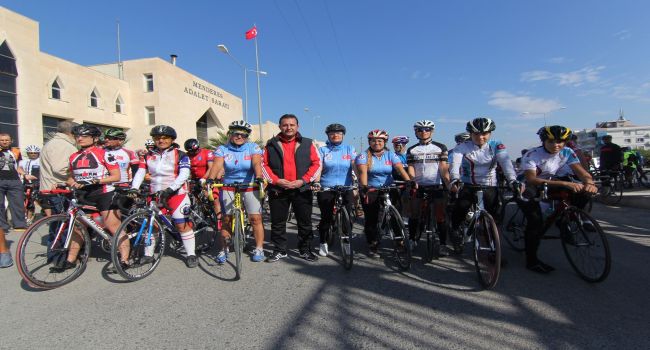 Menderes Yol Bisikleti Yarışları Sona Erdi