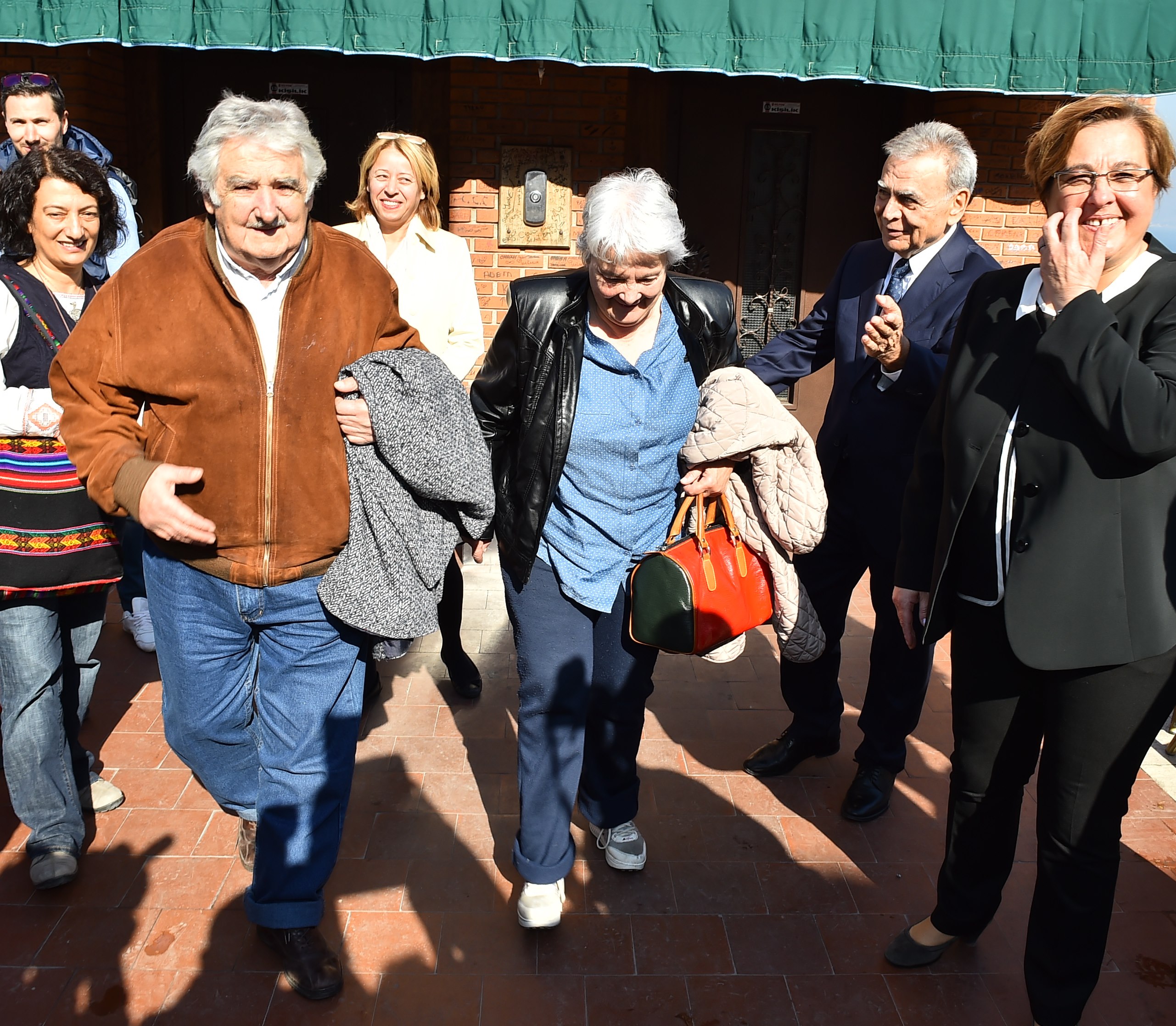 “Saraysız Başkan” İzmir’de