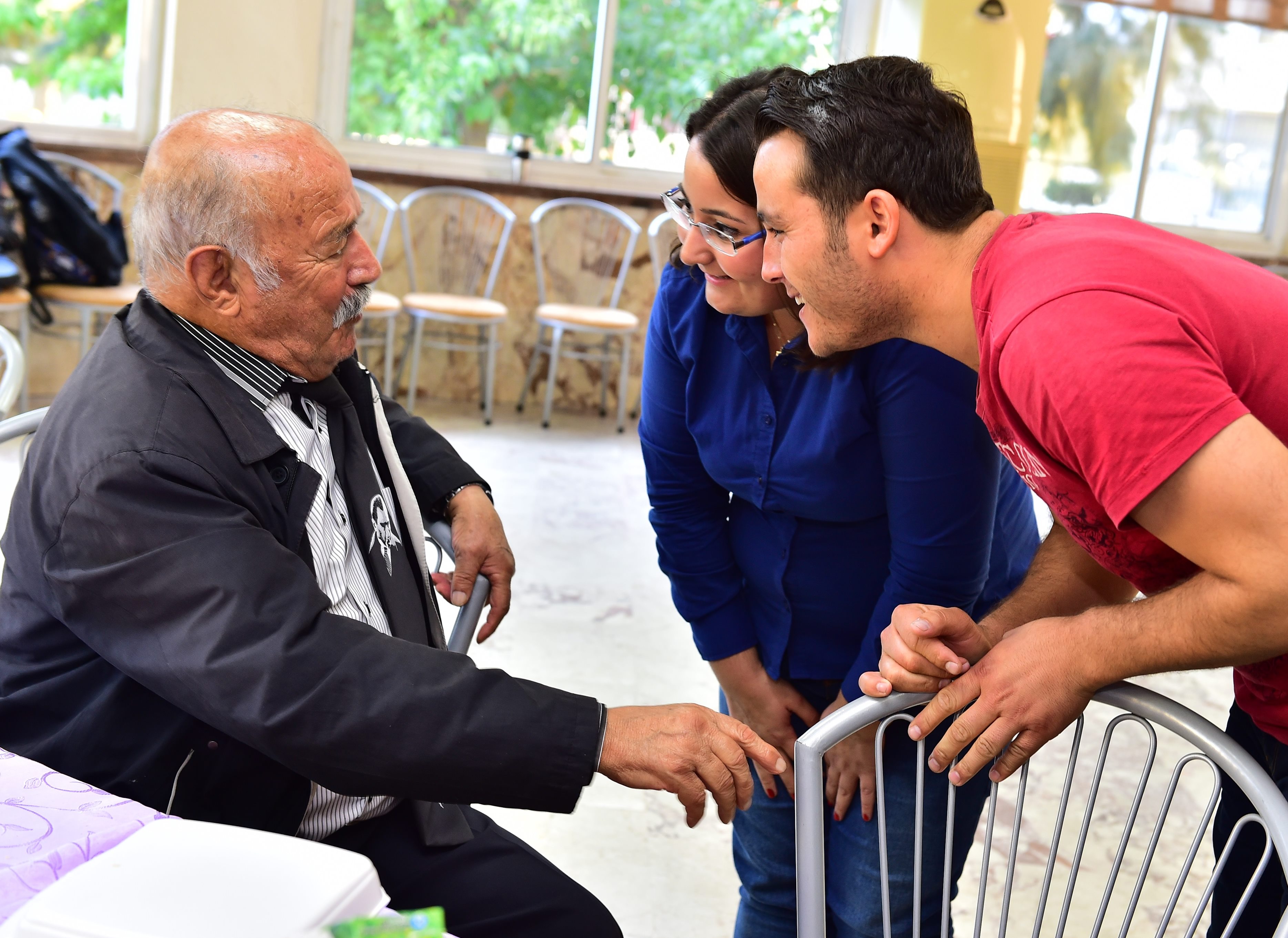 “Gençler Yaşlılar El Ele” projesi 5 yaşında