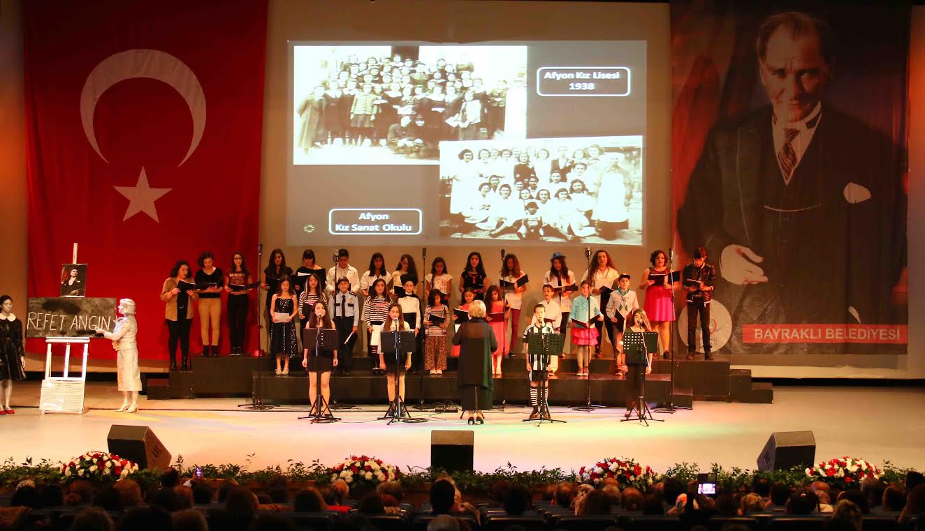 Çocuklardan öğretmenlere özel konser