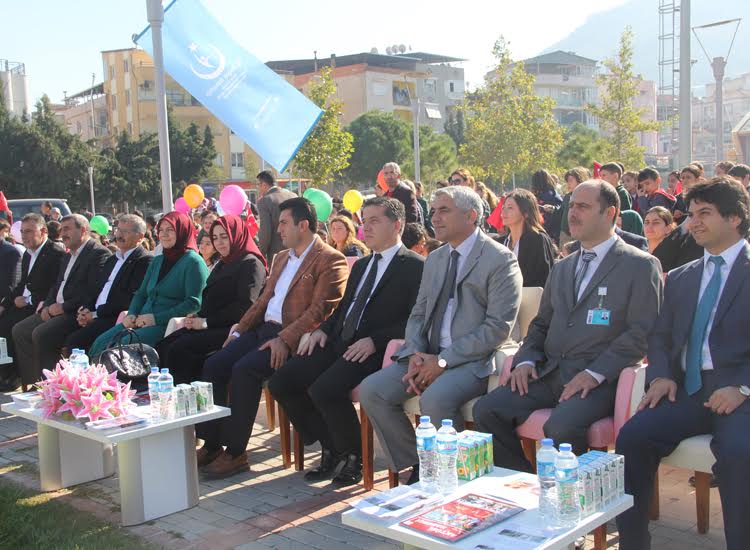 2. “Sağlıklı Dişler Şenliği” Coşkuyla Kutlandı…