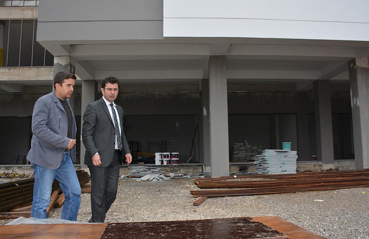 BERGAMA OTOPARK’INA KAVUŞUYOR