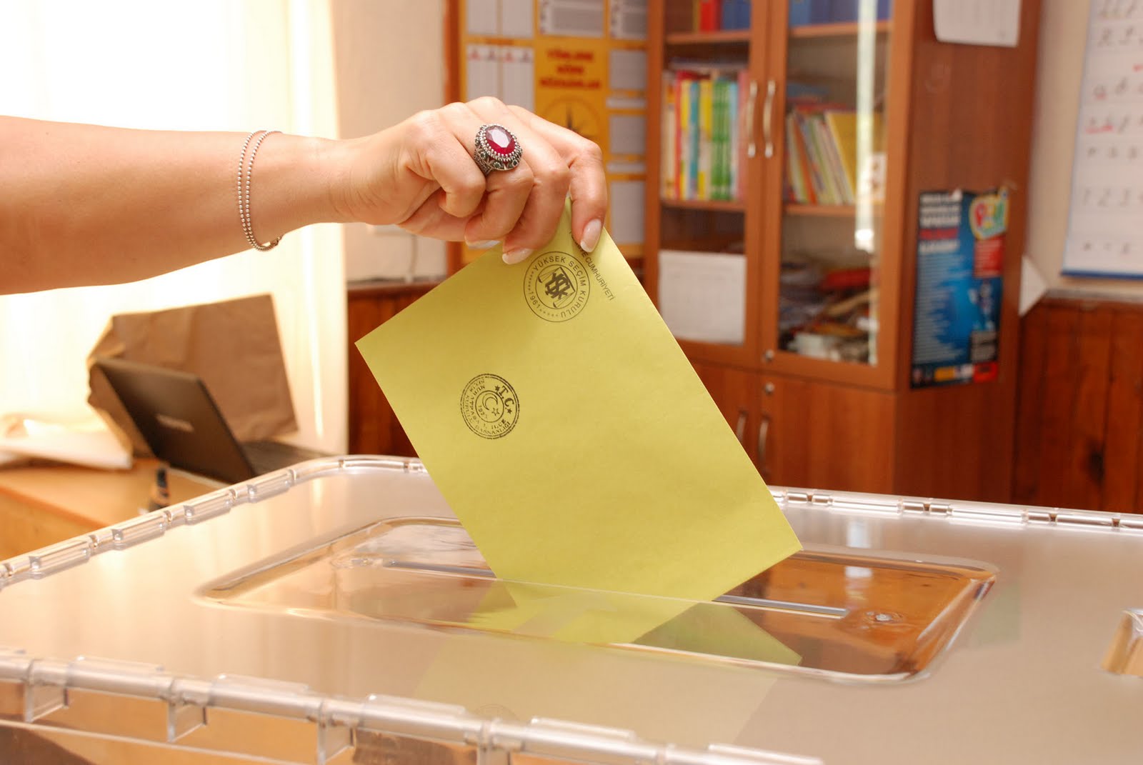 Seçimin sevinci de üzüntüsü de 15 gün sürüyor!