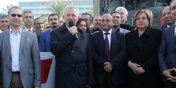 Yüksel'den miting gibi adaylık açıklaması!