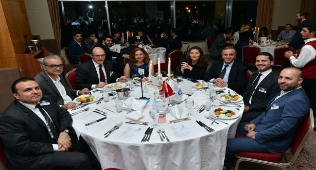 DENİZCİLER YENİ YILA ‘MERHABA’ DEDİ