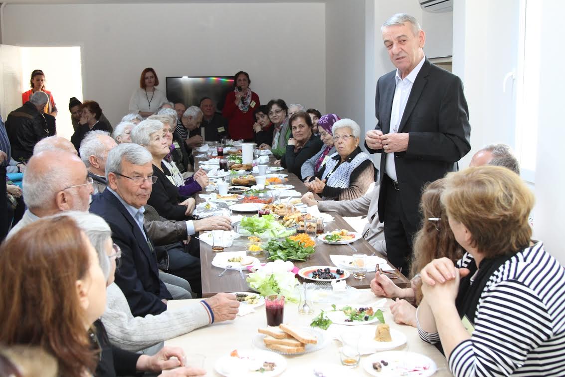 Yeni dostlarla yeni yıla merhaba