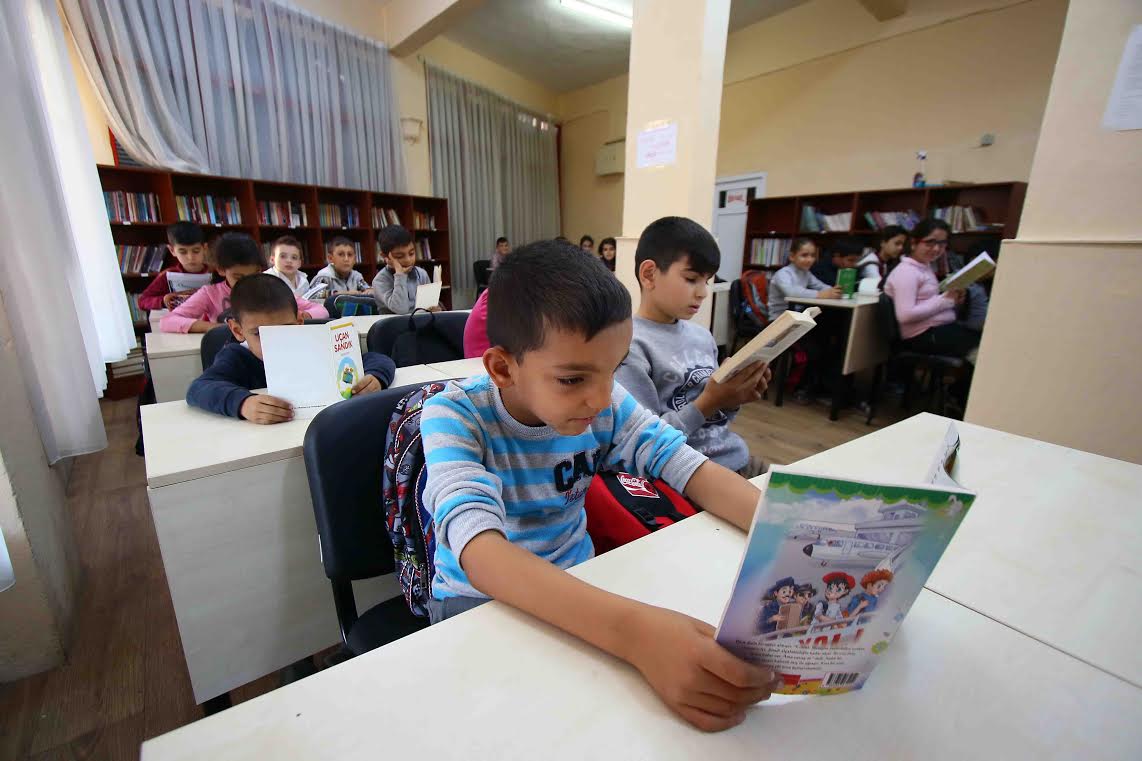 Kütüphaneler ikinci evleri oldu
