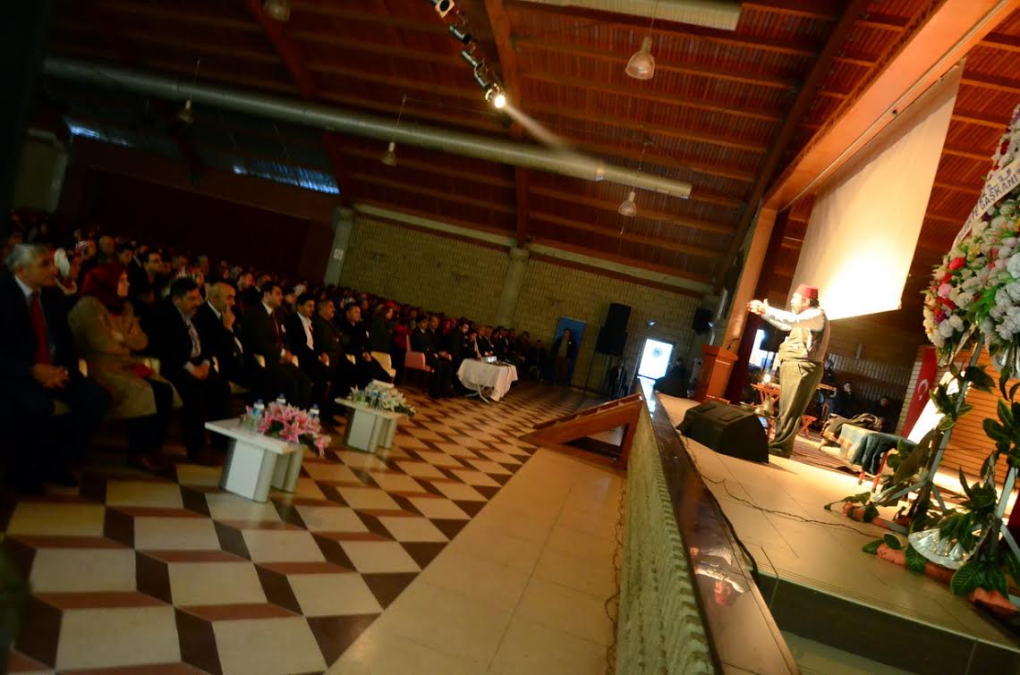 KEMALPAŞA MEHMET AKİF’İ UNUTMADI