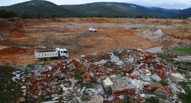 Molozlara “uydu takibi” geliyor