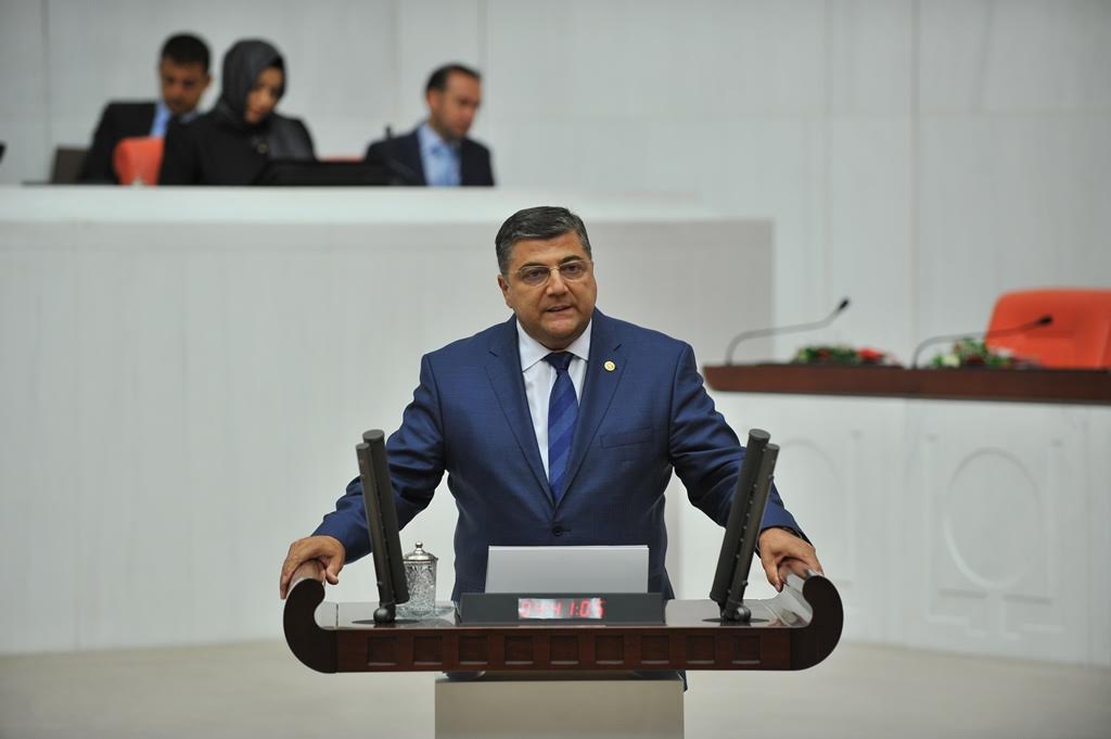 “Köstek olmasınlar yeter!"