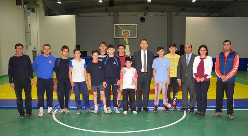 İZMİR VALİSİ MUSTAFA TOPRAK KİRAZ'DA