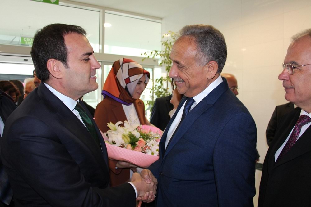 Badem, Bakan Mahir Ünal’ı Birgi’ye davet etti