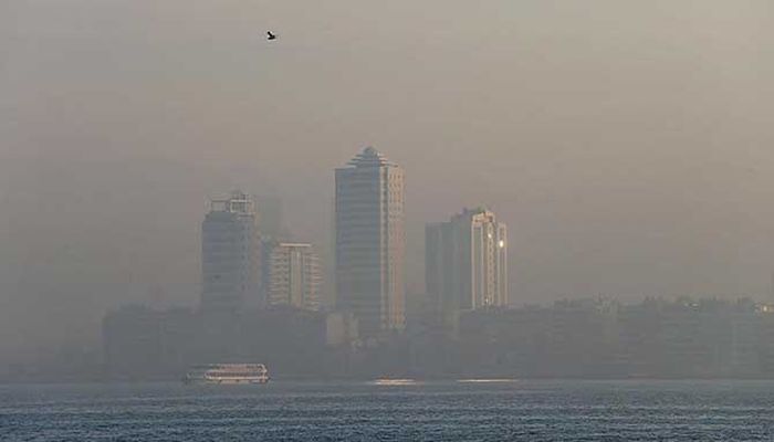 KİRLİ HAVA İZMİR’DE ETKİSİNİ GÖSTERİYOR