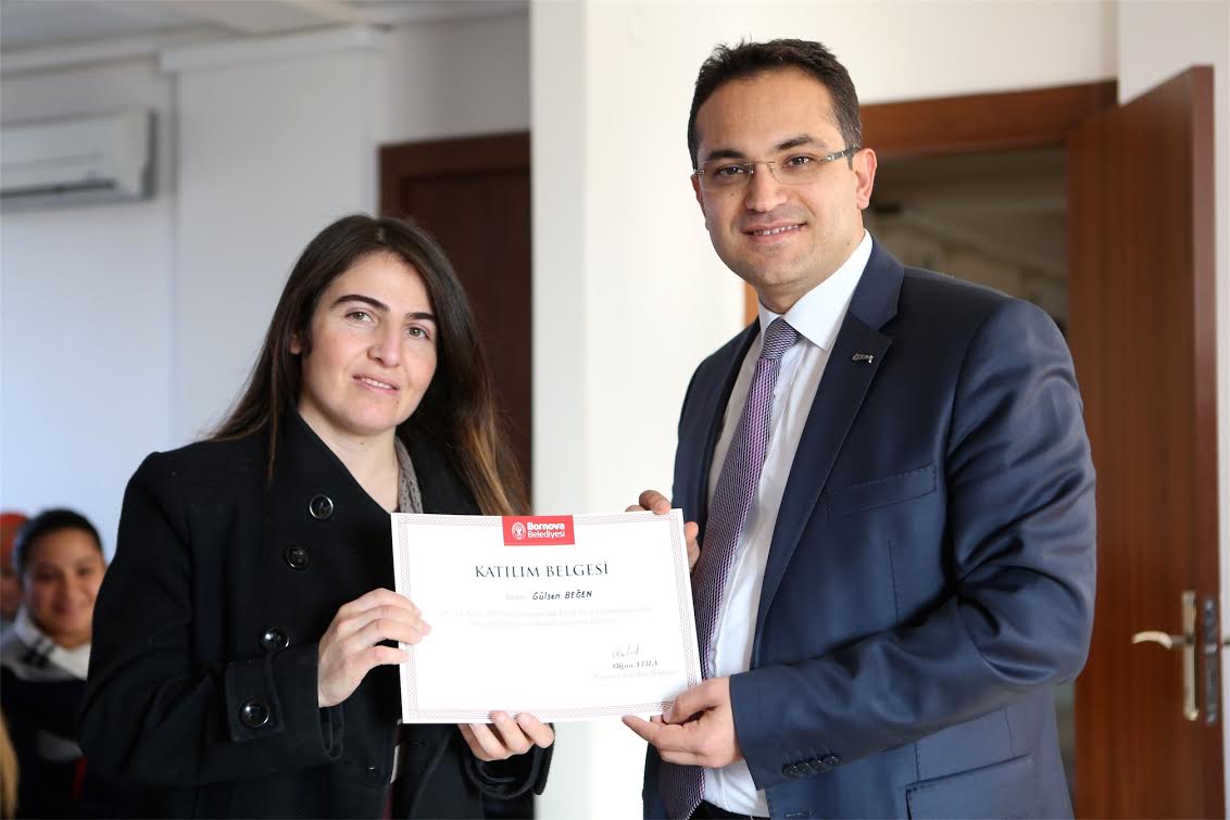 Bornova Belediyesi’nden anne adaylarına eğitim