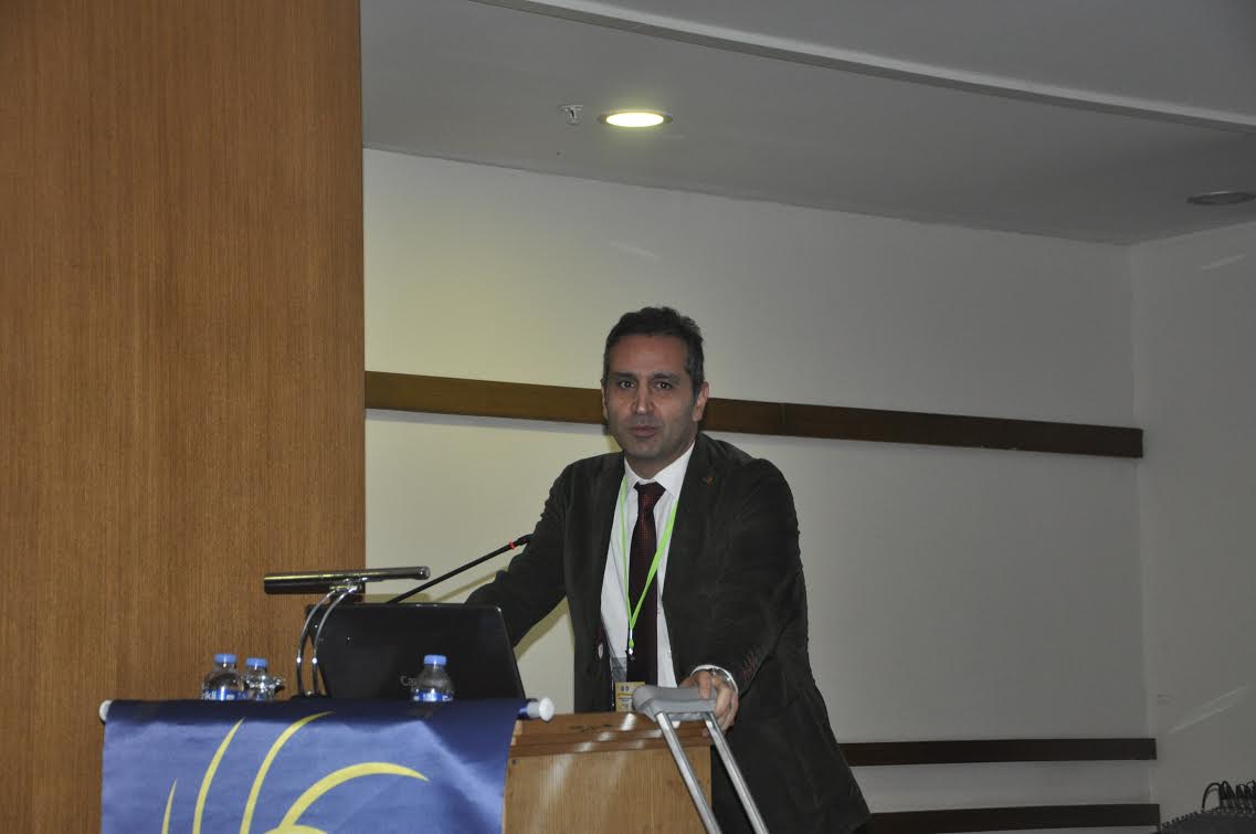 İzmir’de yenilenebilir enerji kaynakları tartışıldı