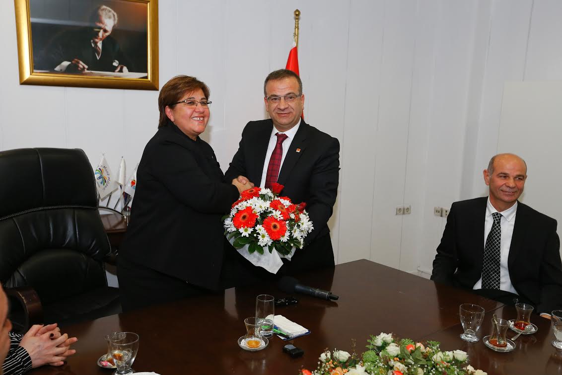 Pekdaş: Demokrasiyi yerelden güçlendireceğiz