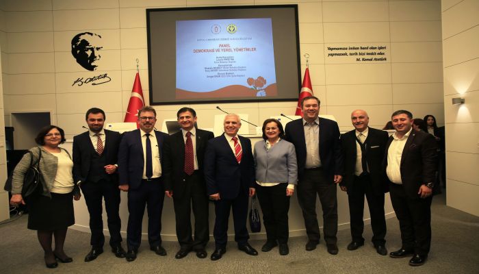 CHP’li başkanlar Buca’da demokrasiyi anlattı