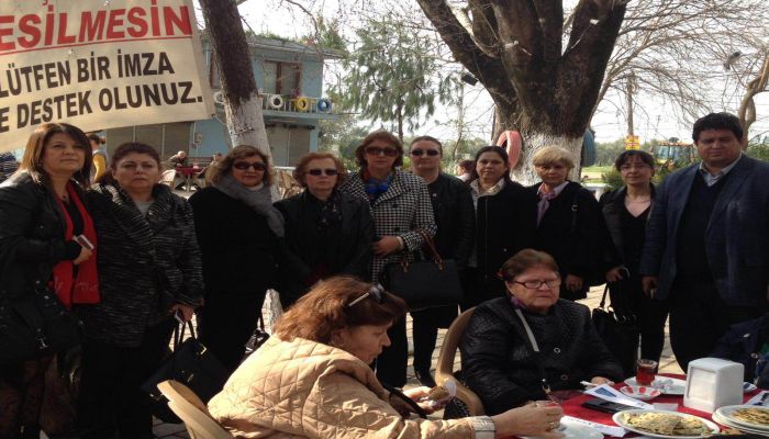 Chp'li Kadınlar Arıkbaşı Halkının Yanında