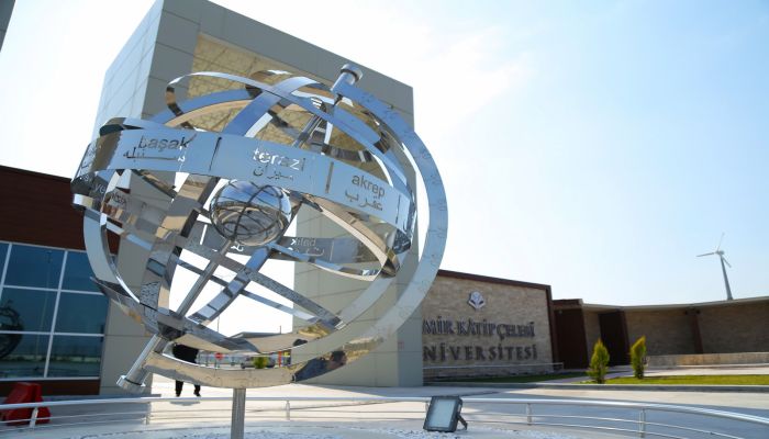 İKÇÜ Yeni Stratejisini Belirliyor