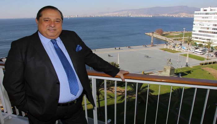 Çolakoğlu: “İkinci pist İzmir'i uçurur”