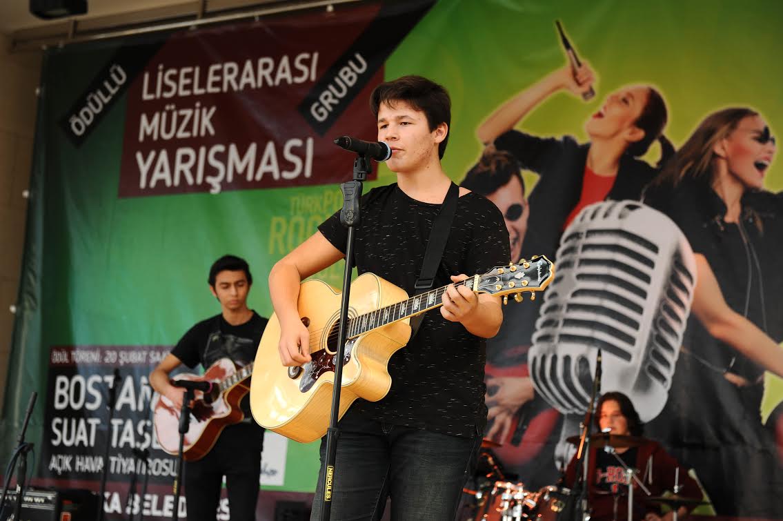 Geleceğin yıldızları Karşıyaka’da yarışıyor