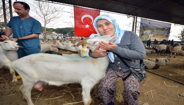 Başkan'dan üreticiye “açık çek”