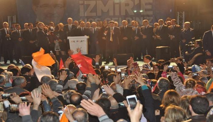 Davutoğlu’ndan İzmir’e  Bakanlar Kurulu sözü!