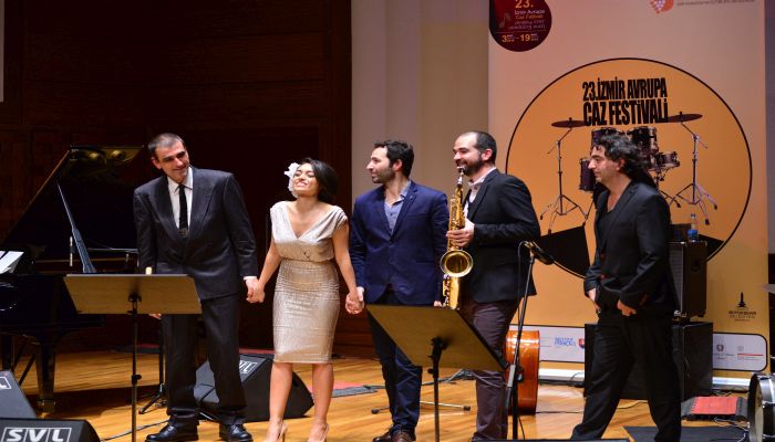 CAZ STANDARTLARI AYÇA’DAN SORULUR
