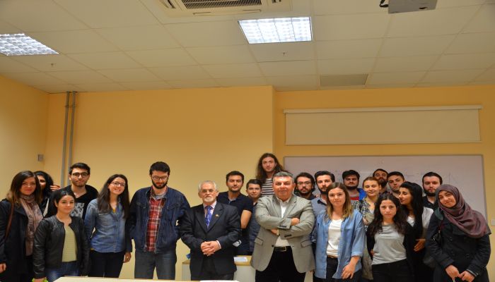 “Her şeyden önce gazetecilik”