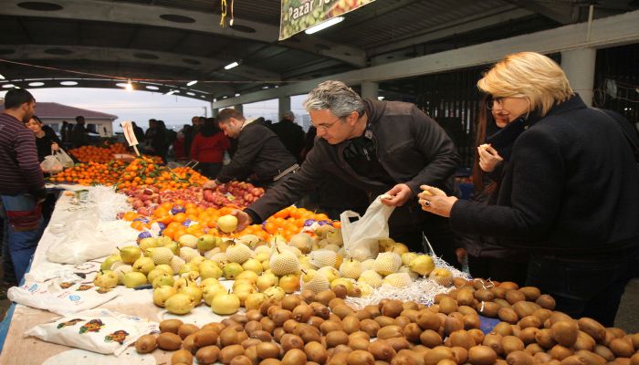 Cumhuriyet Pazaryeri yenileniyor